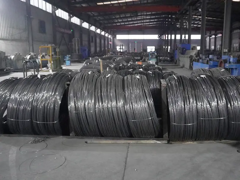 Fio de aço com mola de carbono 70